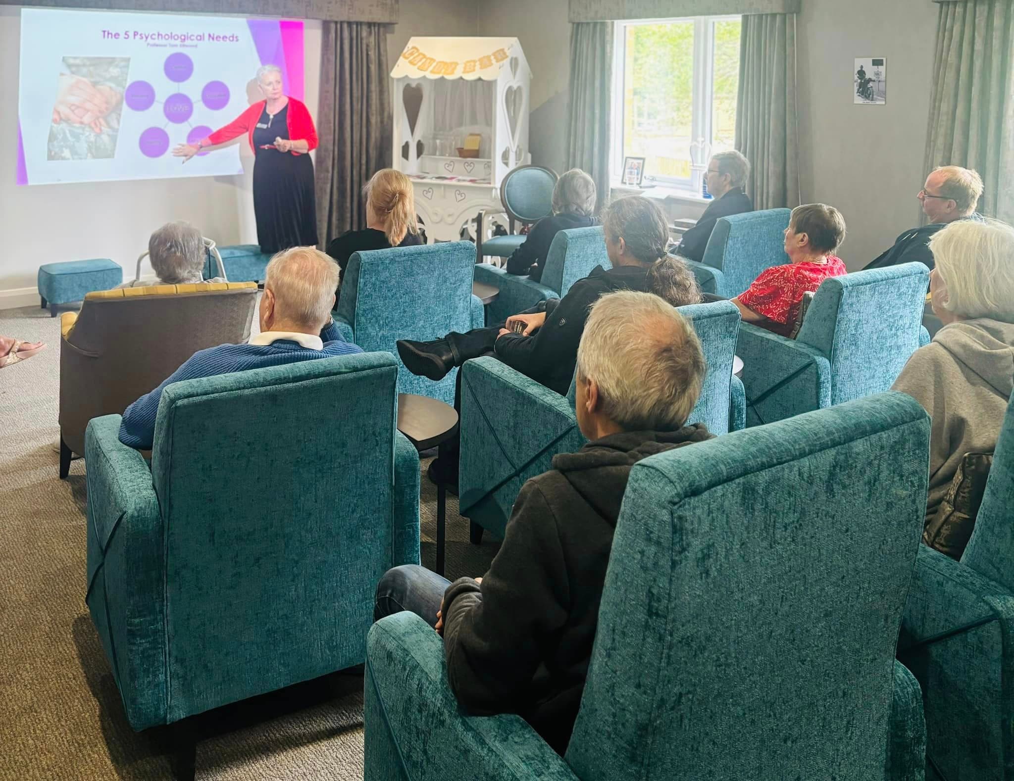 Supporting Loved Ones with Alzheimer’s: Adore Care Homes Share 5 Essential Tips