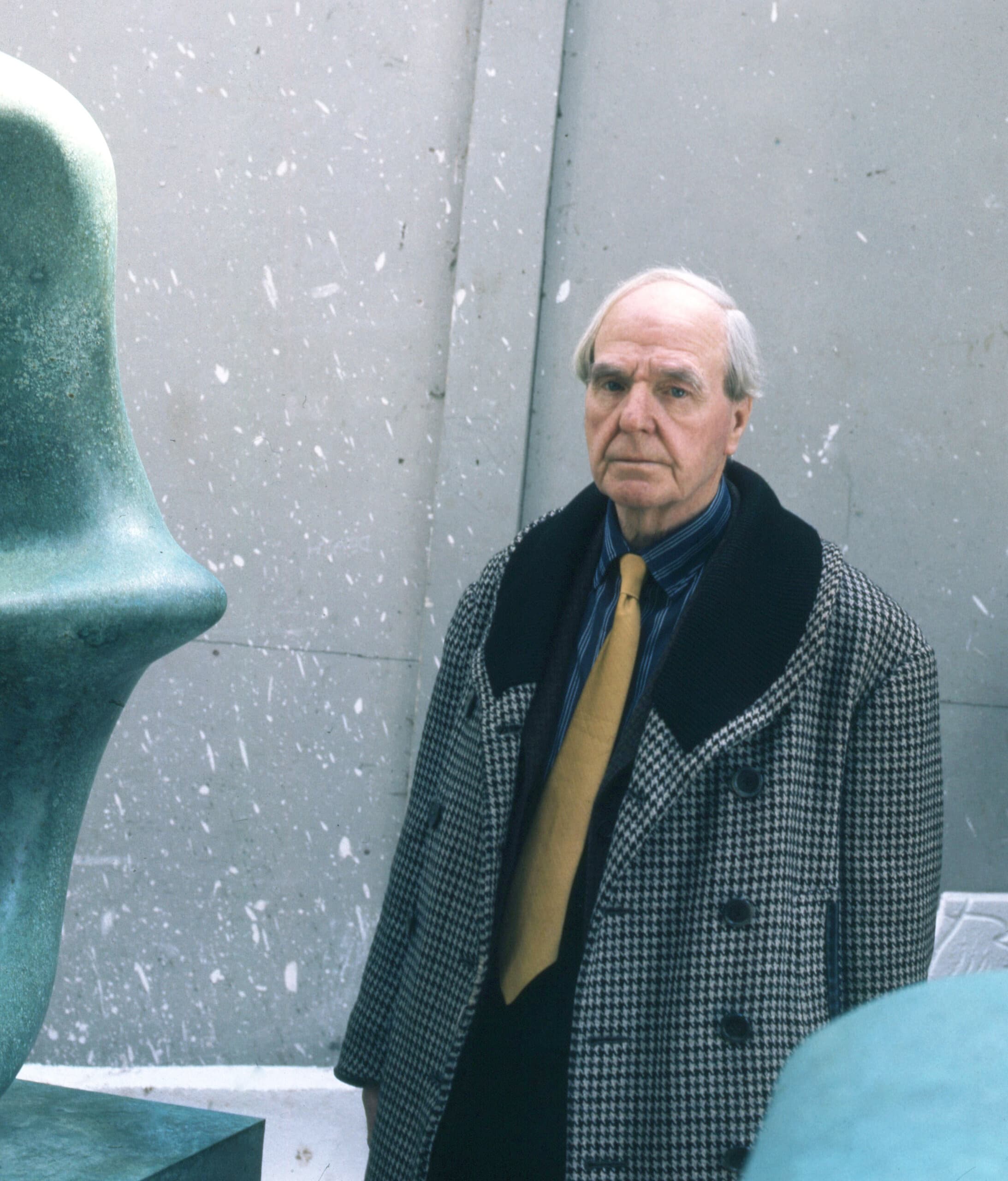 Henry Moore: The Master of Modern Sculpture