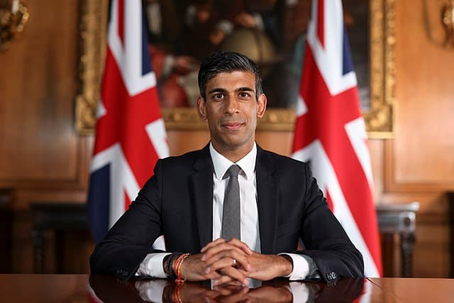 Tories Pledge Mandatory National Service for 18-Year-Olds